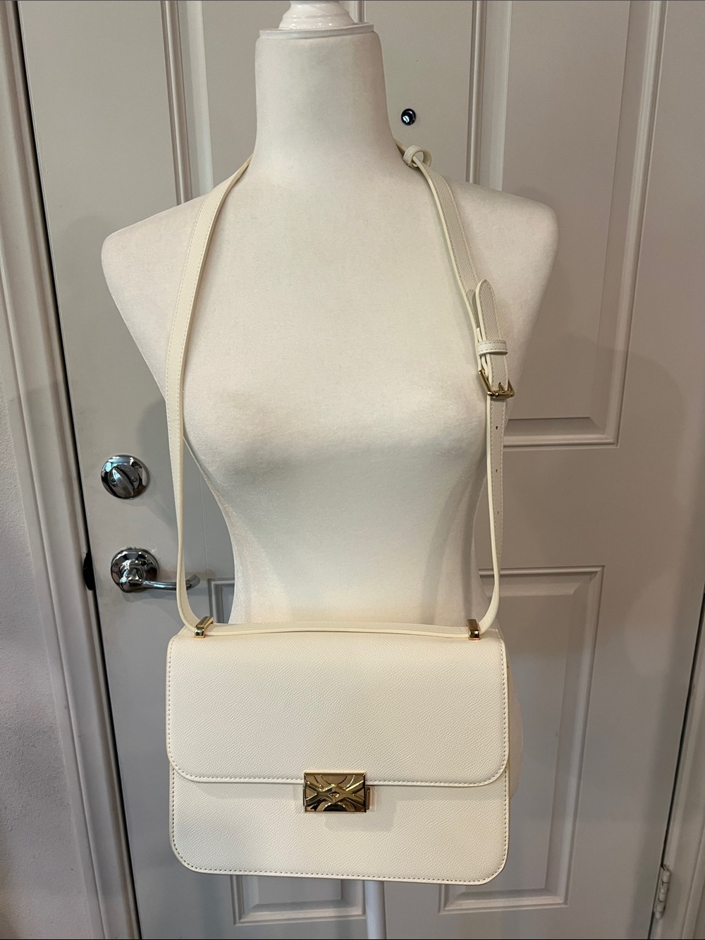 Cream Crossbody Shoulder Bag with Gold Hardware